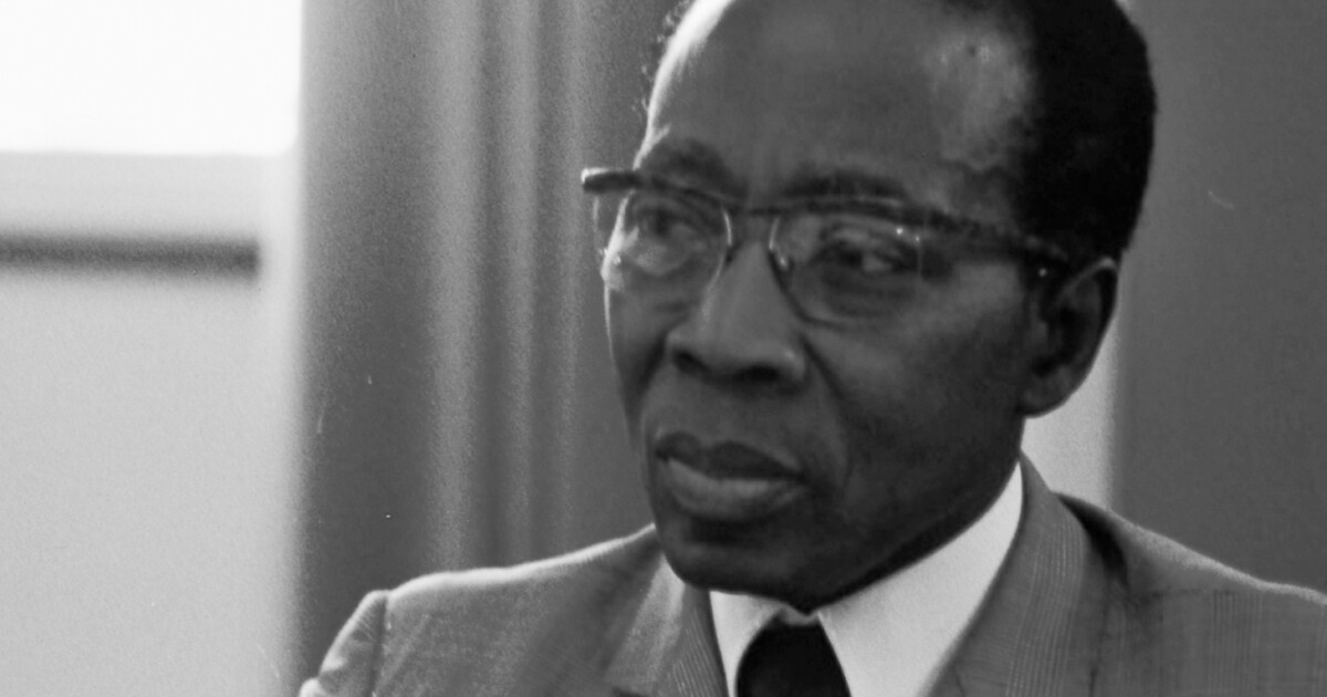 l-opold-s-dar-senghor-mort-le-20-d-cembre-2001-d-couvrez-l-histoire