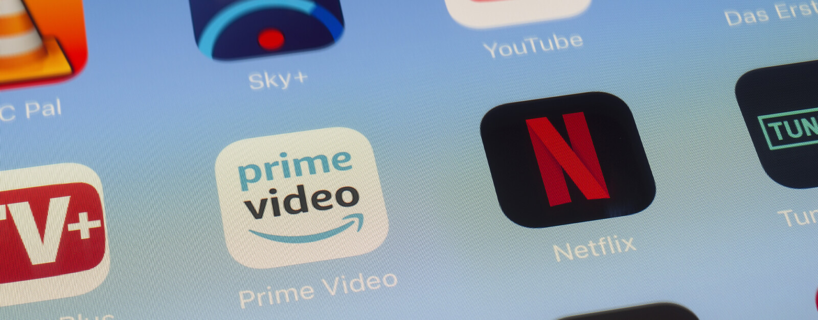Inflation : Netflix, Disney+, HBO Max, le streaming à petit prix, c'est ...