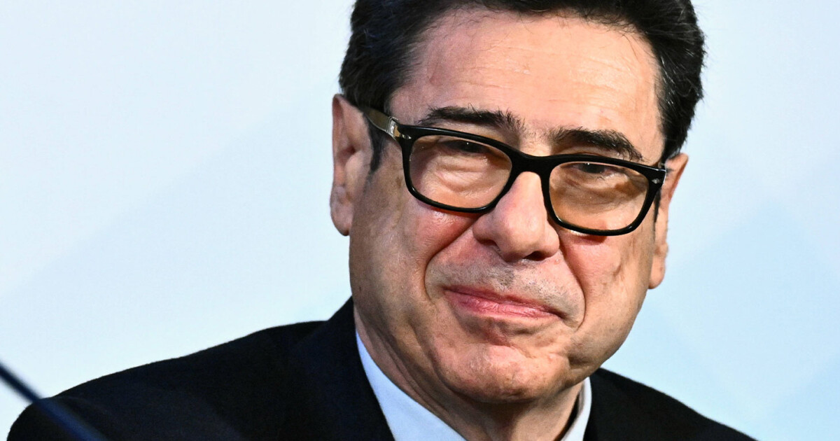 Mélenchon candidat pour 2027 : "Avec son programme économique, le déficit va flamber" alerte le prix Nobel Philippe Aghion