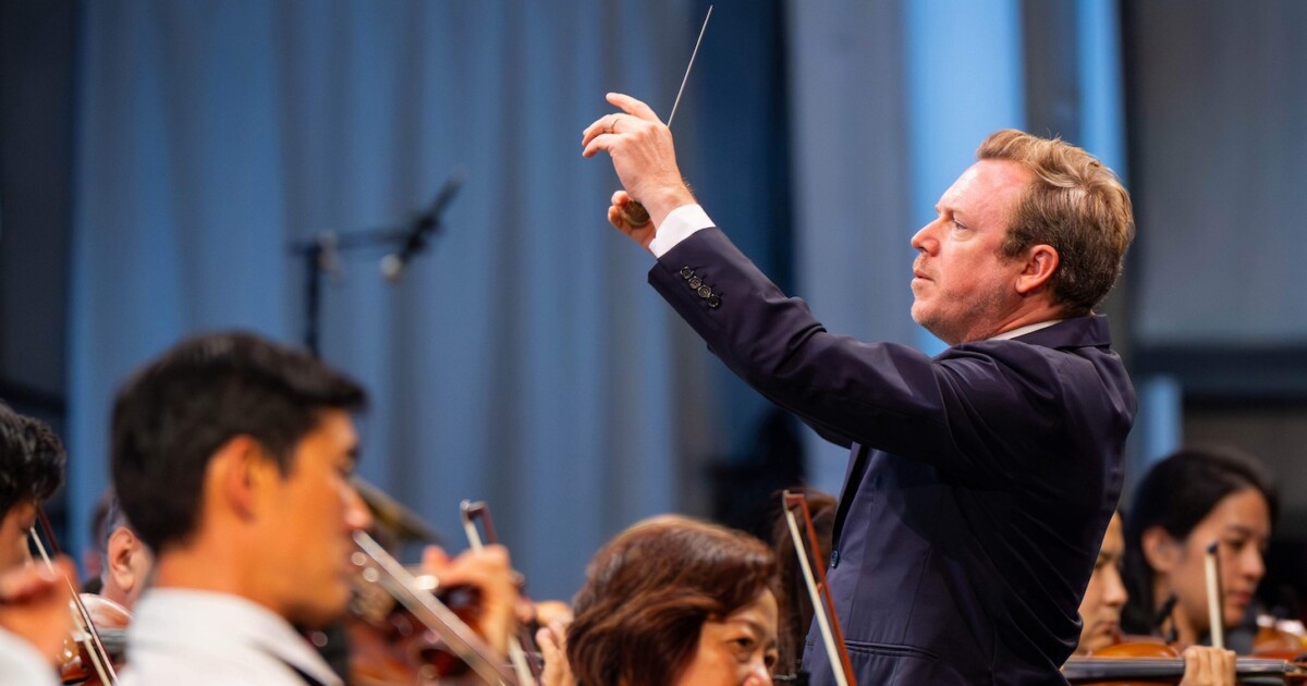 Daniel Harding, chef d'orchestre et pilote Air France, nommé directeur ...